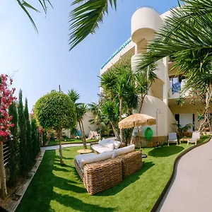 Estanques Colonia de Sant Jordi
