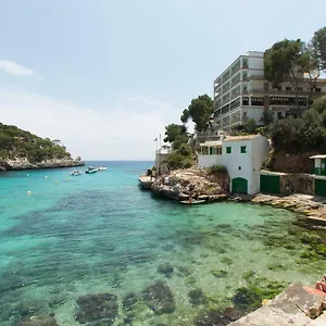 Отель Pinos Playa